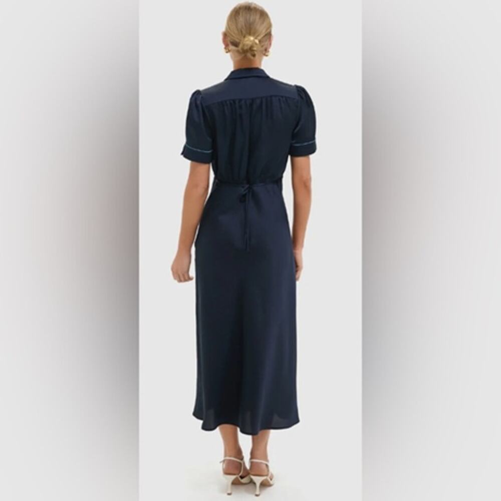 Tuckernuck Woodbine Satin Bellamy Collared Short Sleeve Midi Dress Navy Blue M - Picture 4 of 12